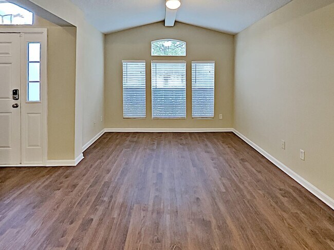 Building Photo - 11340 Riverstone Way