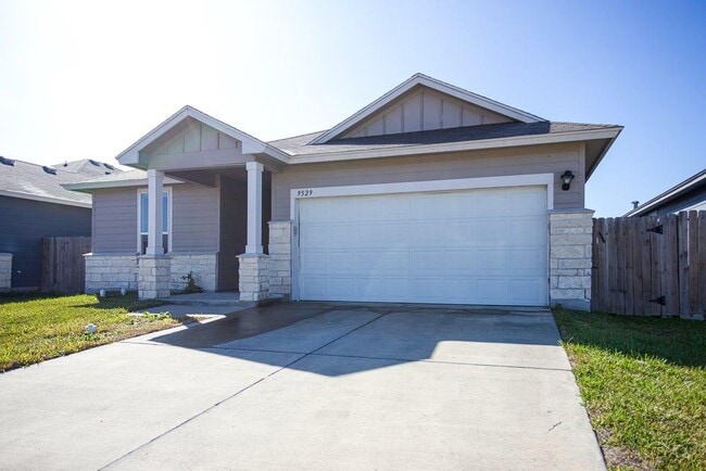 Building Photo - 9529 Sedalia Trl