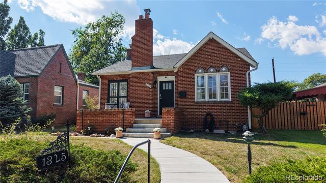 Foto del edificio - 1325 Dahlia St