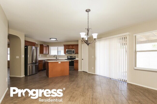 Building Photo - 22505 N 105th Dr