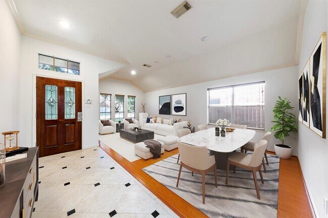 Building Photo - 207 Annes Way