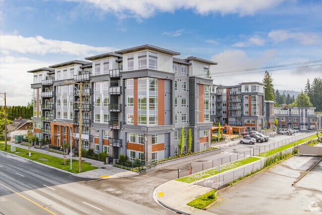 Building Photo - McCallum Place