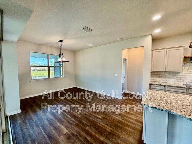 Building Photo - 6448 Kenava Lp
