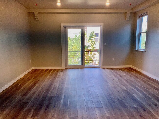 Foto del edificio - 5437 Baltimore Avenue