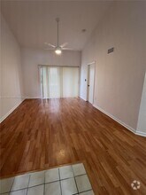 Building Photo - 2861 N Oakland Forest Dr