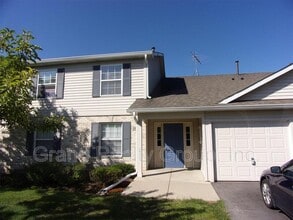 Building Photo - 1075 N Village Dr