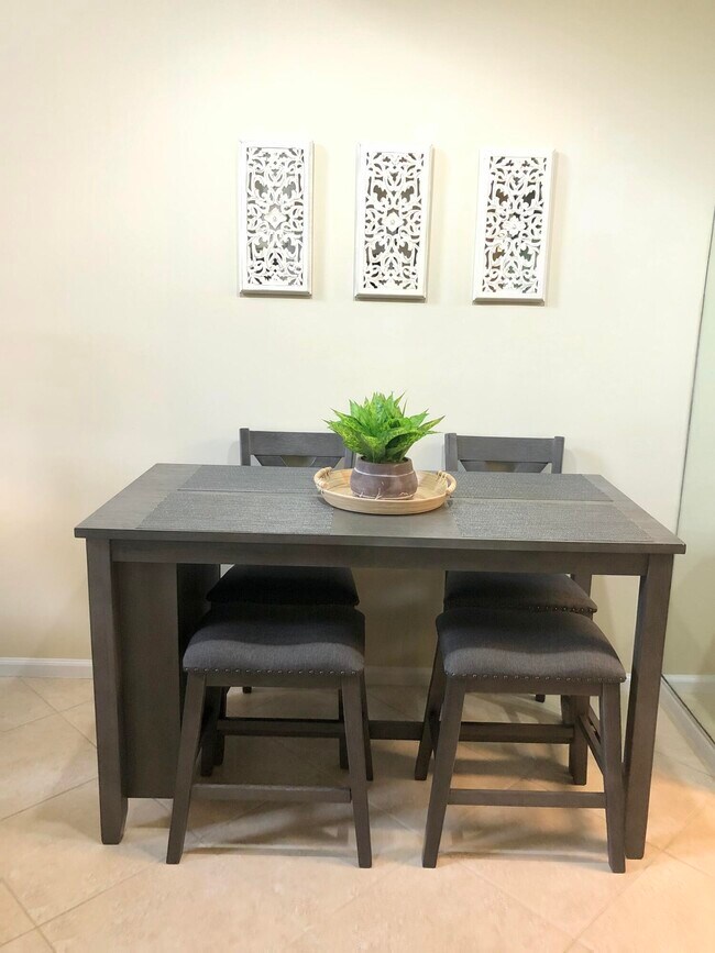 Foto del edificio - 4812 Central Blvd