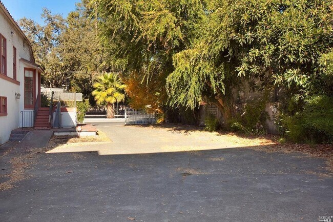 Building Photo - 824 Mendocino Ave