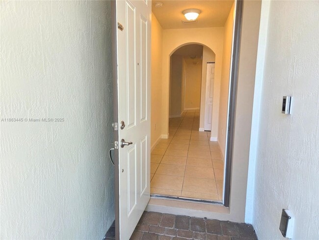 Foto del edificio - 2274 NE 3rd Ct