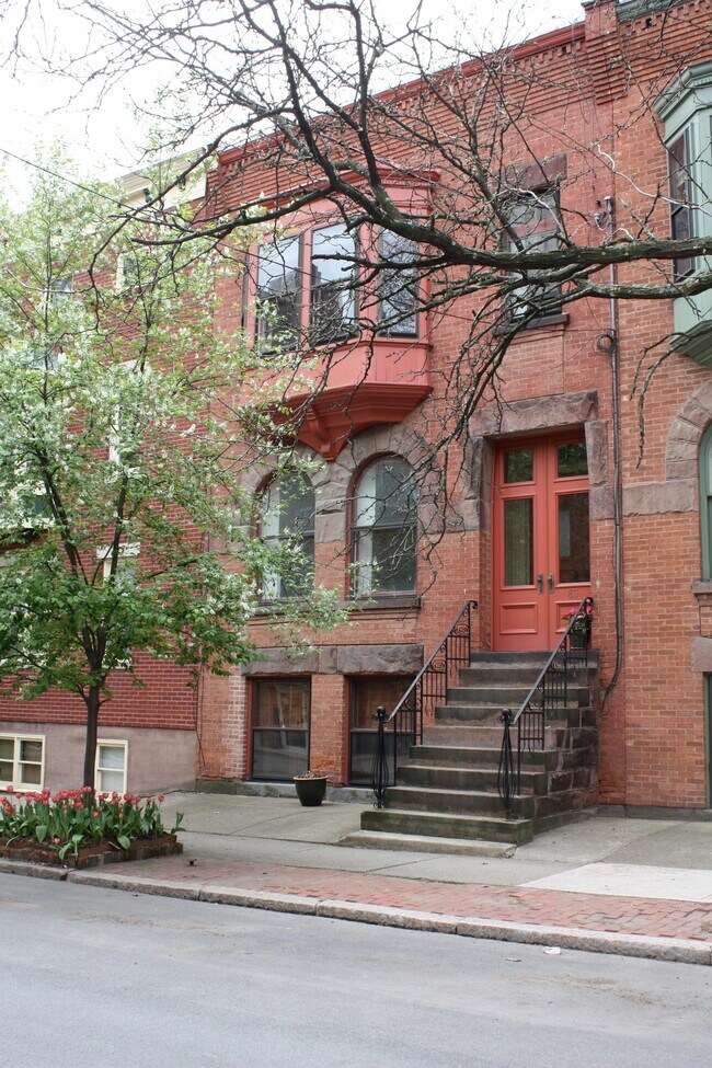 80 Chestnut St, Albany, NY 12210 Townhome Rentals in Albany NY