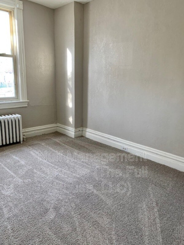 Foto del edificio - 1114-1118 Sutherland St