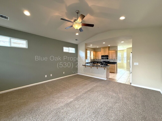 Building Photo - 134 Degarmo Dr
