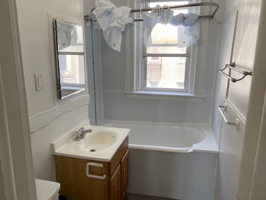 1-2 Bed (split) Fenway 9/1 - 1-2 Bed (split) Fenway 9/1