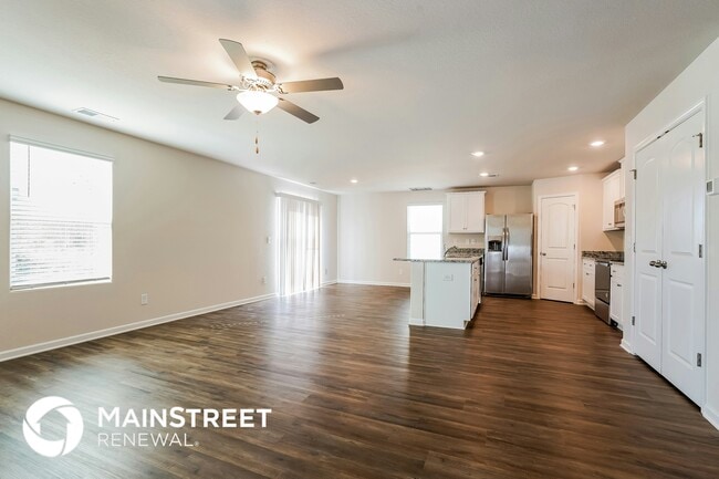 Foto del edificio - 609 Howling Wind Dr