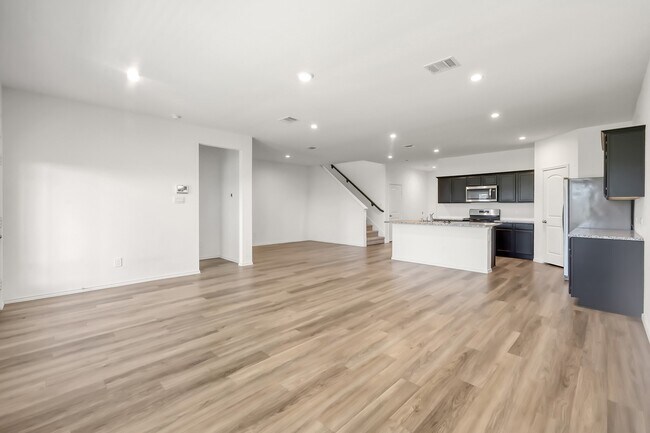 Building Photo - 15130 Pr Ml Dr