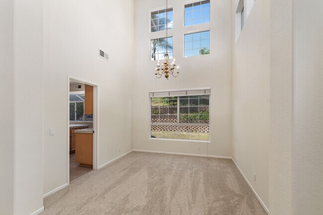 Foto del edificio - 7798 Salix Pl