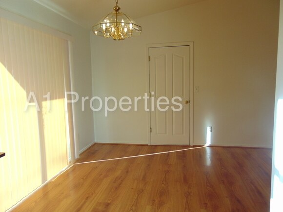 Foto del edificio - 4764 N Harlequin Dr