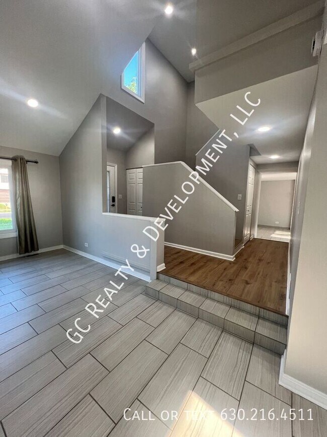 Foto del edificio - 101 Lilac Ln