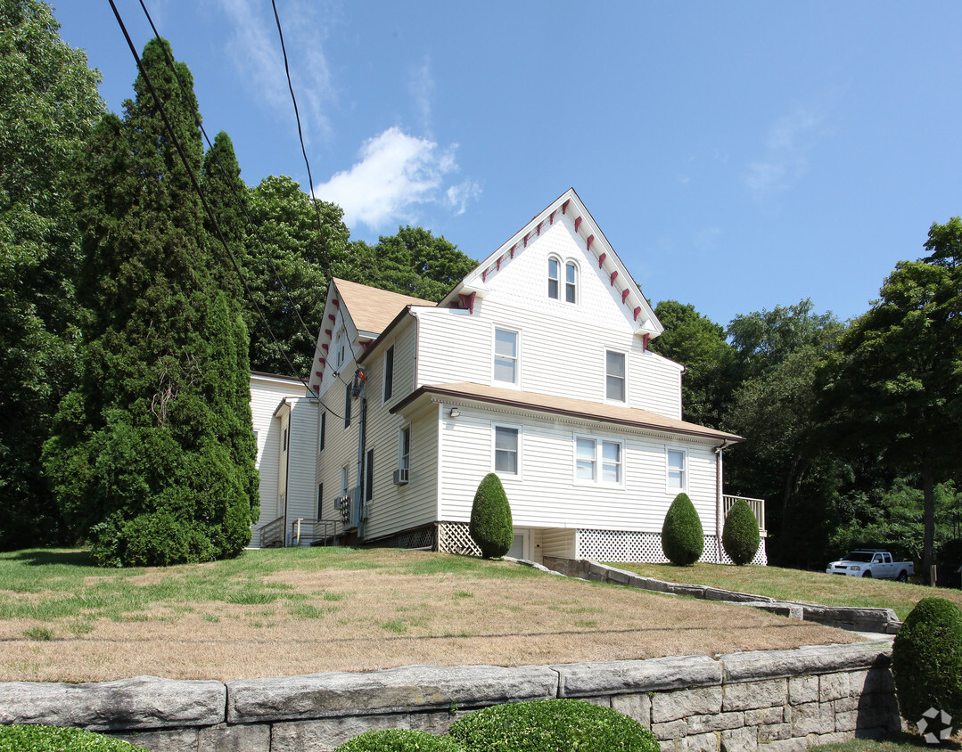 Building Photo - 457-461 Williams St