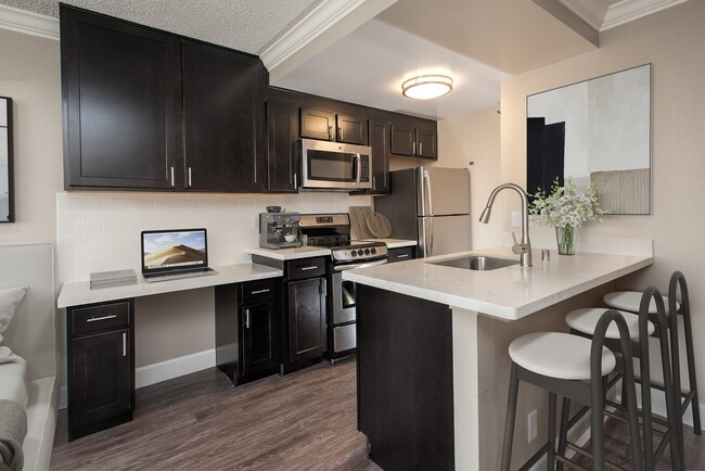 Foto del edificio - Tower 737 Condominium Rentals