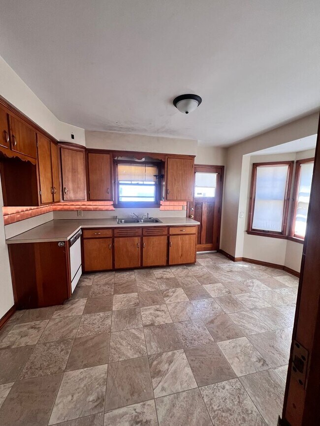 Foto del edificio - 5864 N 42nd St