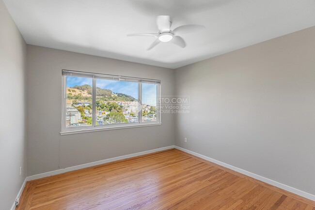 Building Photo - 331 Campbell Ave