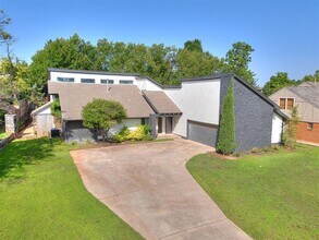 Building Photo - 11609 Twisted Oak Rd