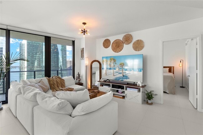 Building Photo - 1300 S Miami Ave