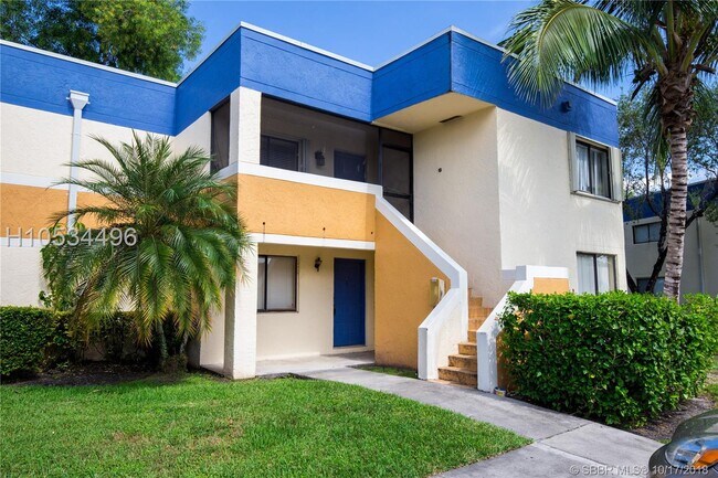 Foto del edificio - 185 Lakeview Dr