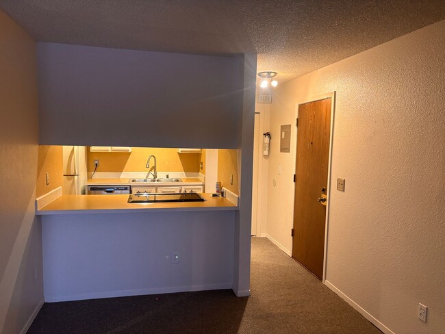 Photo - South Anchorage 2 Bed/1 Bath Condo!