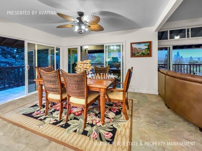 Building Photo - Video! - Stunning Furnished Bluestone Town...