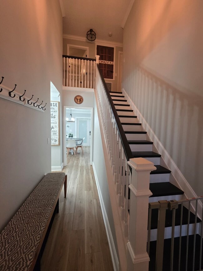 Building Photo - 2430 Canopy Dr