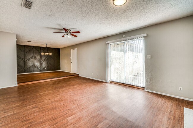 Building Photo - Charming 3-Bedroom Home Near Eagle Mountain Lake – Spacious, Updated & Ideally Located