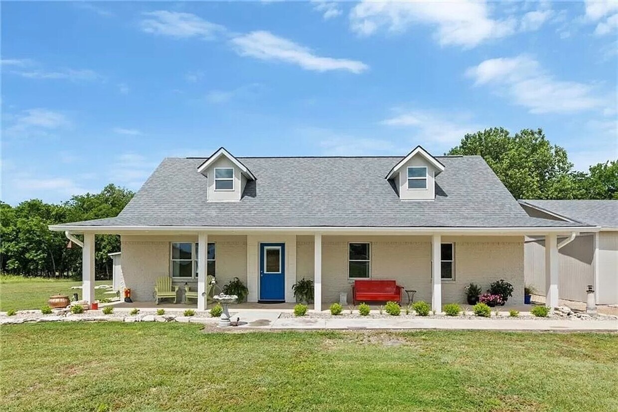Primary Photo - 300 Carmel Creekside Dr.