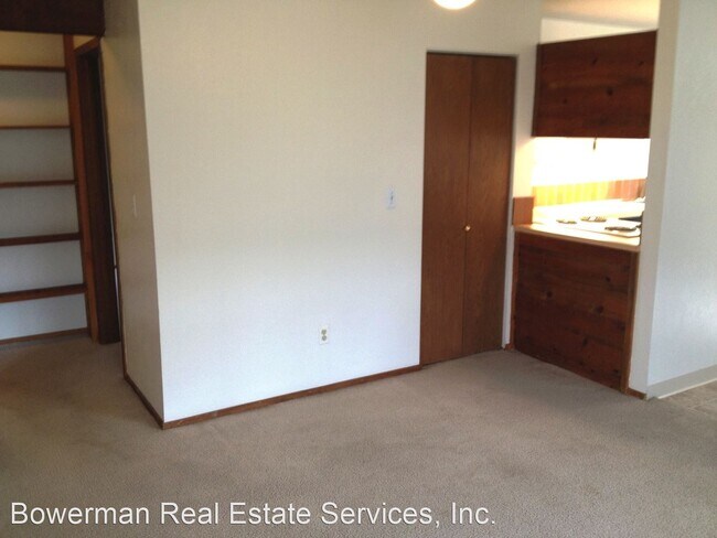Foto del edificio - 2 br, 1 bath House - 676 Tantra Dr. #4D