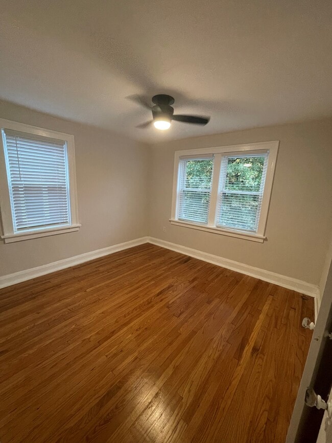 Building Photo - 1026 Claytonia Ter