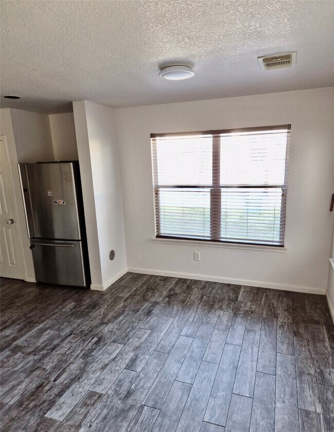 Foto del edificio - 2655 Skyview Shadows Ct