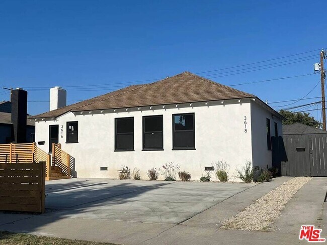 Foto del edificio - 3618 Chesapeake Ave