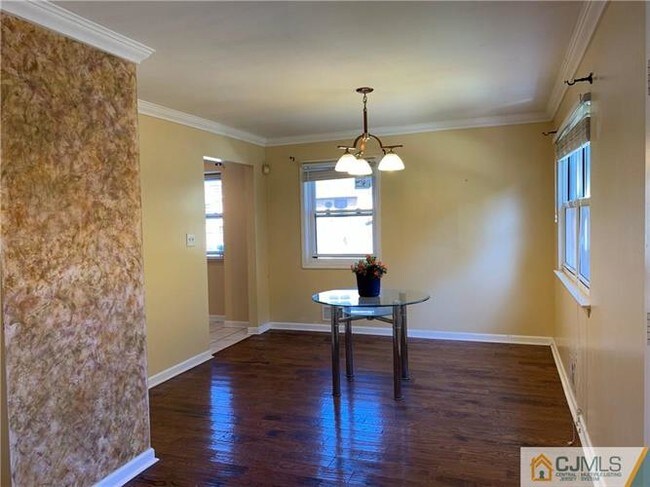 Building Photo - 1707 Merrywood Dr
