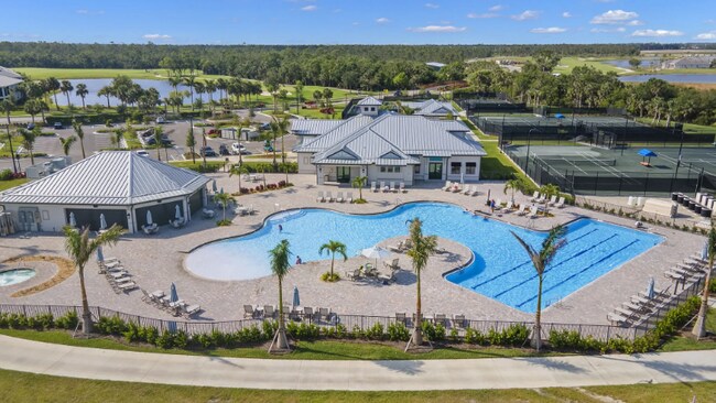 Foto del edificio - 14131 Heritage Landing Blvd