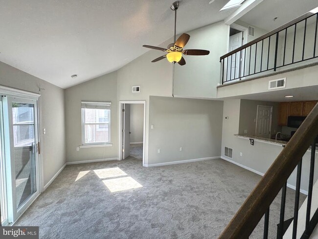 Building Photo - 4354 Pembrook Village Dr
