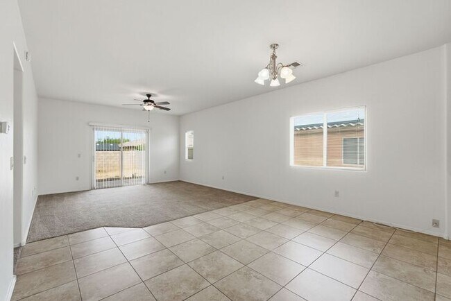 Foto del edificio - 6658 S Stone Fly Dr