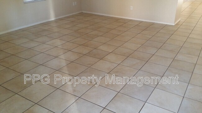 Foto del edificio - 9441 W Jamestown Rd