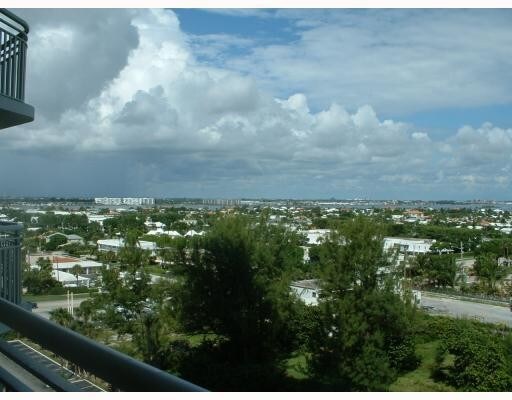 Foto del edificio - 3000 N Ocean Dr