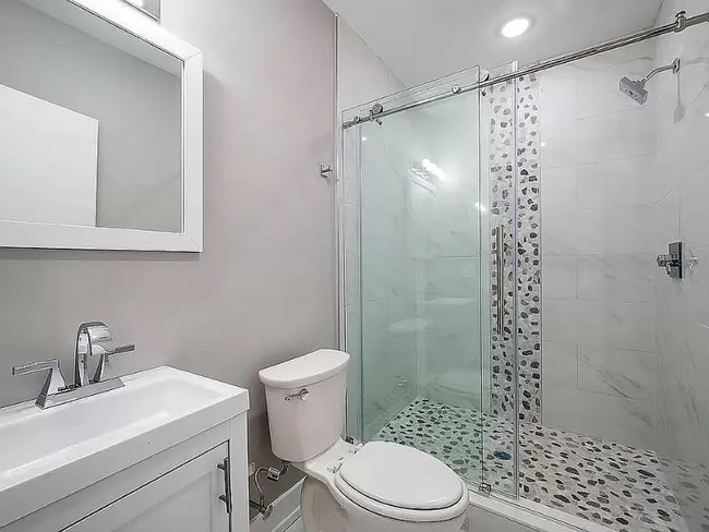 Building Photo - 649 N 35th St