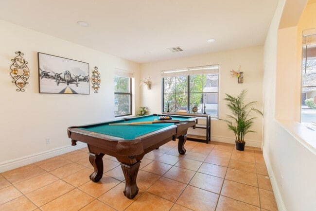 Foto del edificio - 1859 N Desert Willow St