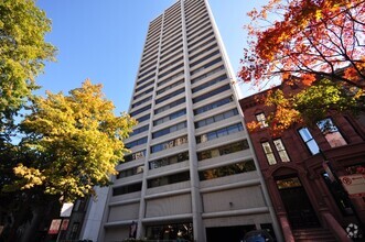 Building Photo - 1415 N Dearborn Pkwy