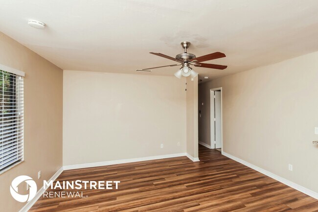 Foto del edificio - 1156 Serenade St NW