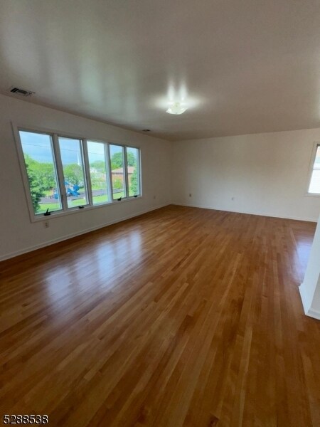 Foto principal - 1415 Clinton St