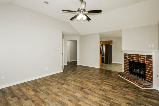 Building Photo - 5981 Wagon Hill Rd W